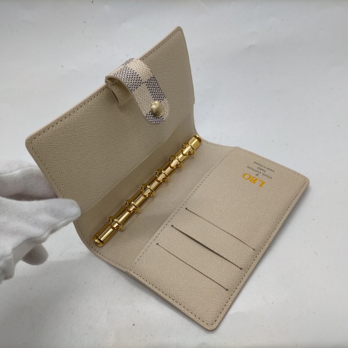 Louis Vuitton Damier Azur Ring Agenda Cover — Personalized — original detail