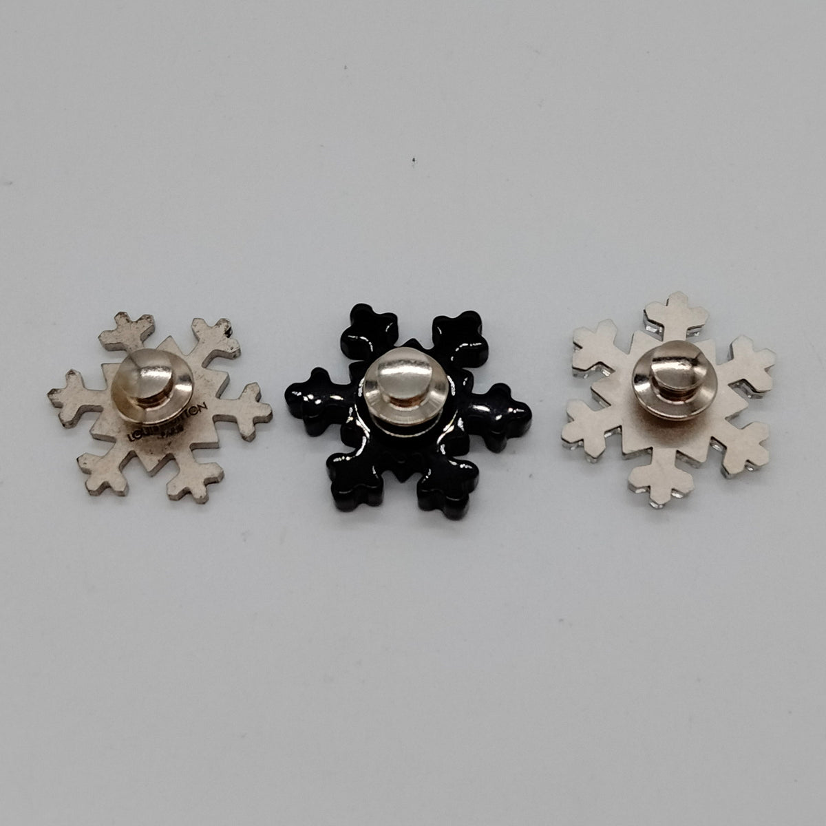 Louis Vuitton LV Snowflake Pin Set — Three Pieces — original detail