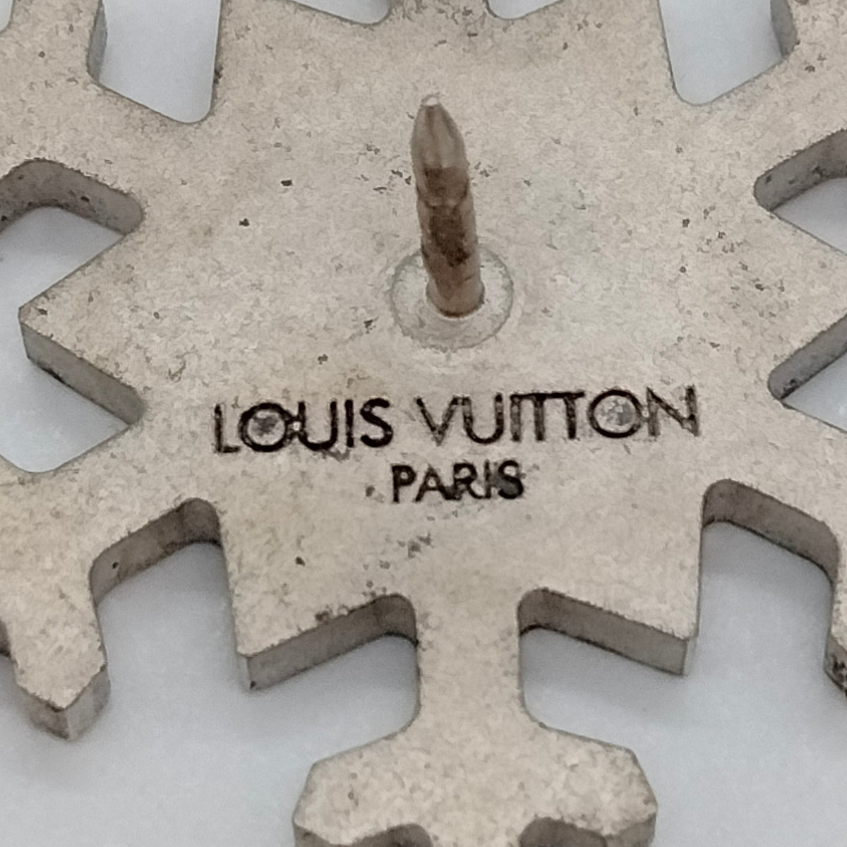 Louis Vuitton LV Snowflake Pin Set — Three Pieces — original detail