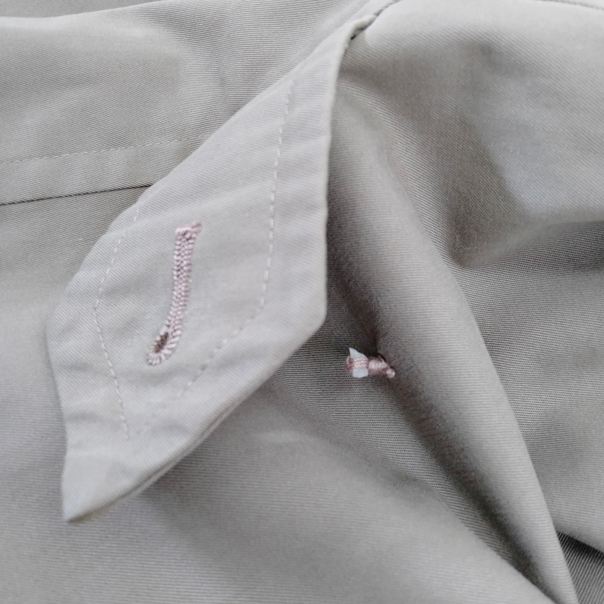 Burberrys Khaki Cotton-Blend Long Coat — 88-160-3 — original detail 6