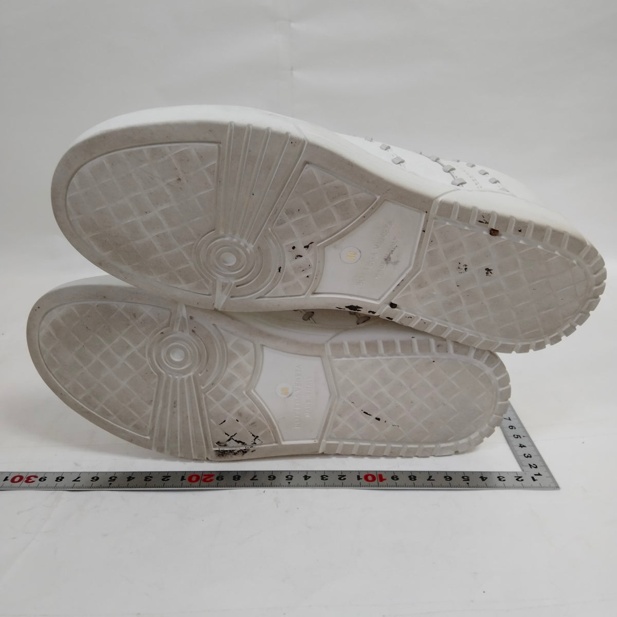 Bottega Veneta White Leather Whipstitch Sneakers — EU 40 — original detail