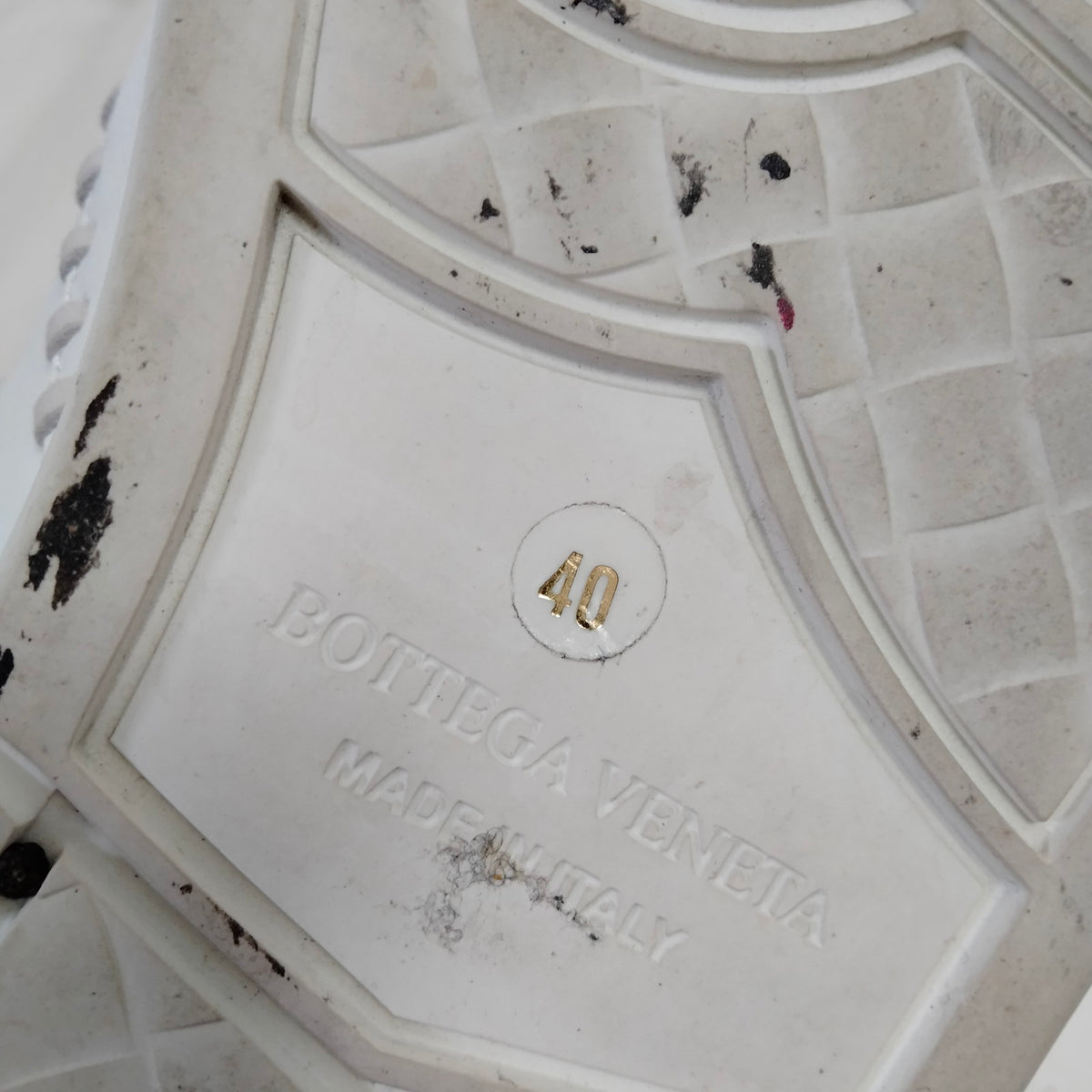 Bottega Veneta White Leather Whipstitch Sneakers — EU 40 — original detail
