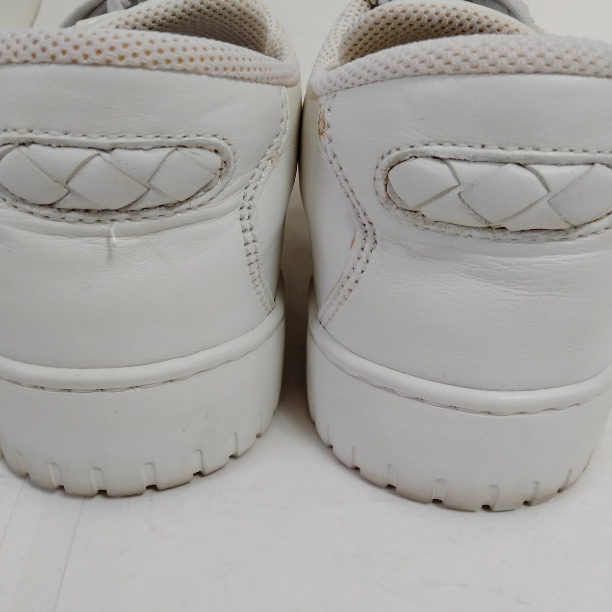 Bottega Veneta White Leather Whipstitch Sneakers — EU 40 — original detail