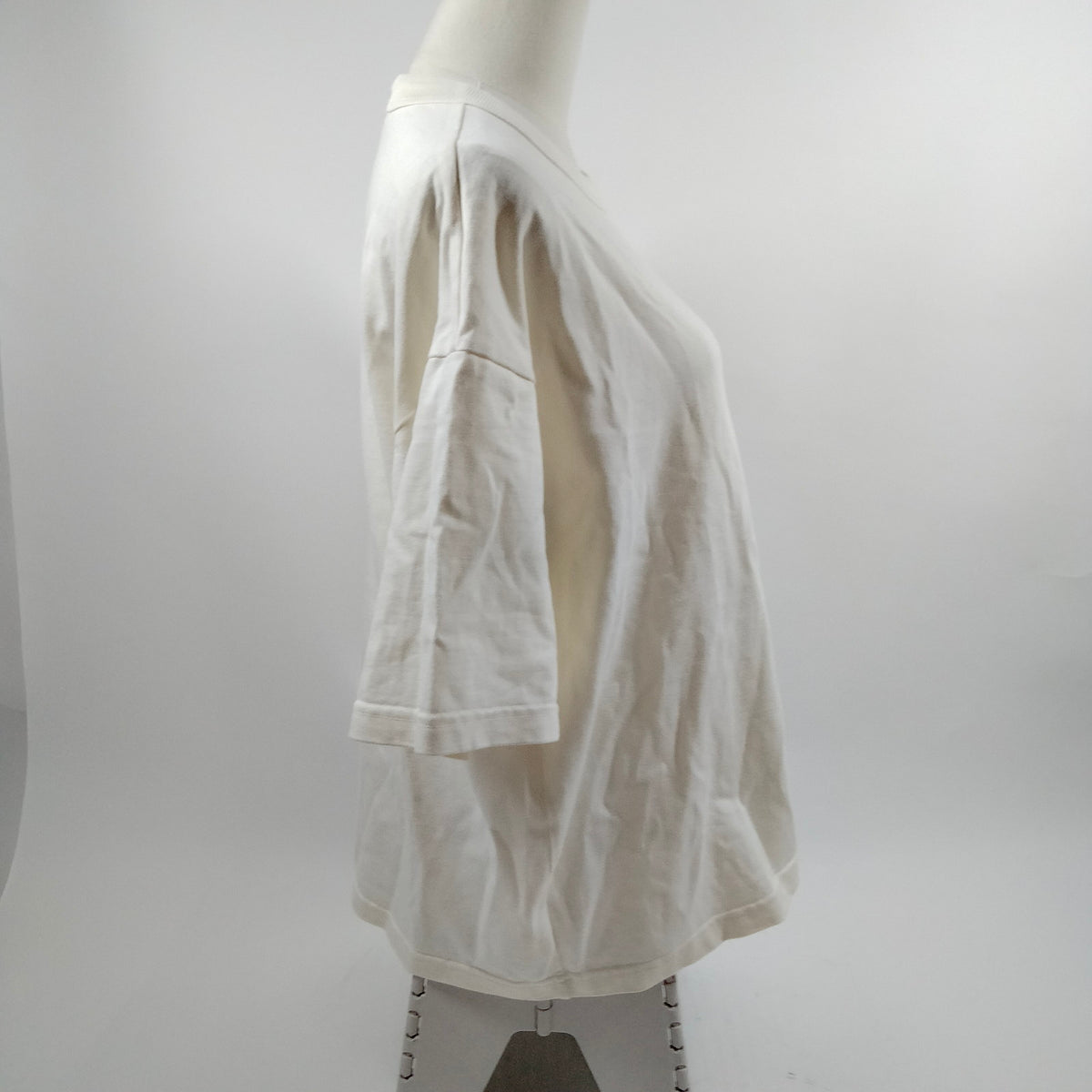 Bottega Veneta Cream Rivet-Pocket Cotton T-Shirt — XS — original detail 3