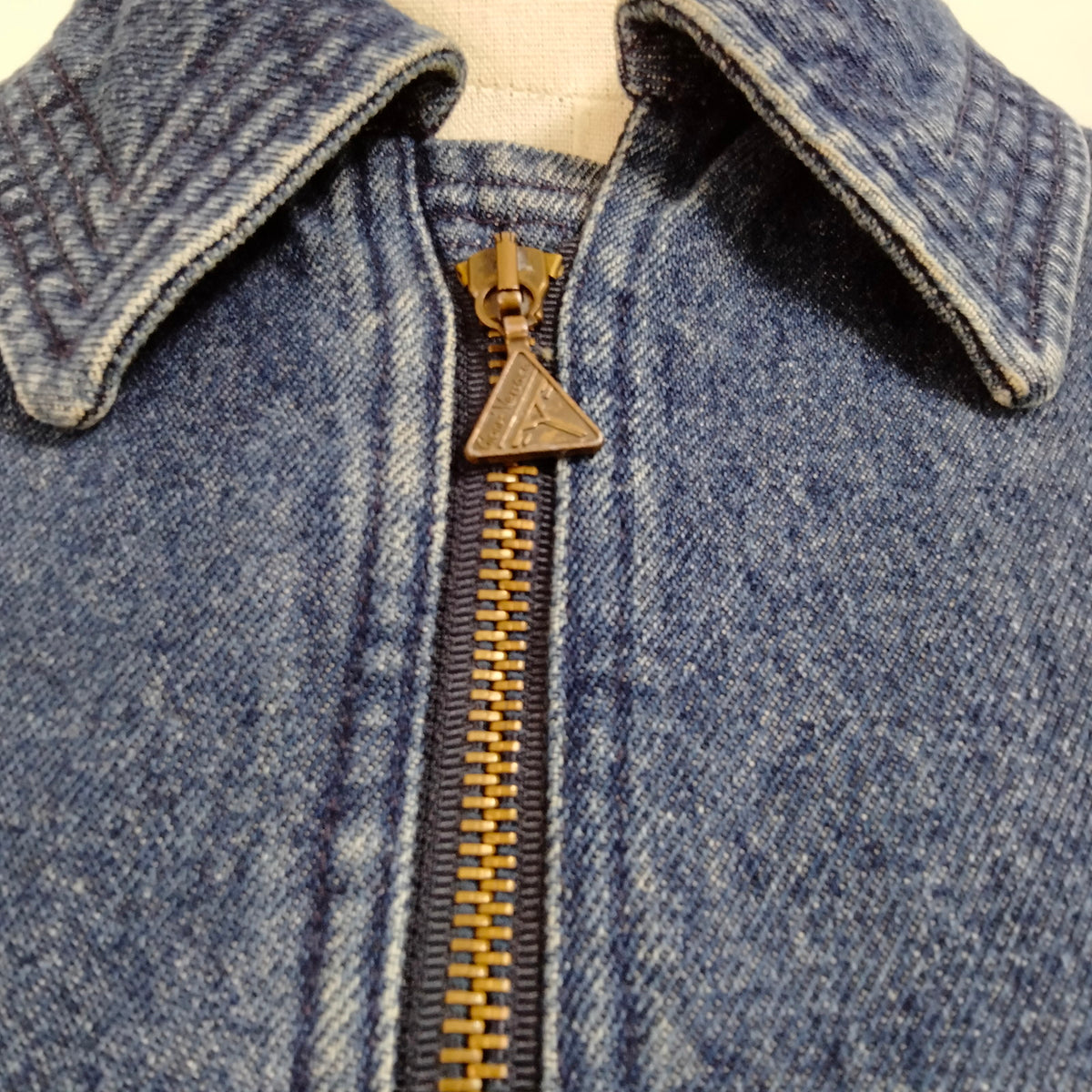 Gianni Versace Blue Denim Zip-Front Coat — IT 42 — original detail 4