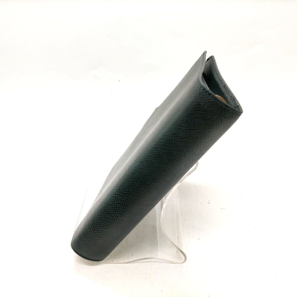 Louis Vuitton Green Taiga Leather Ring Agenda Cover — original detail