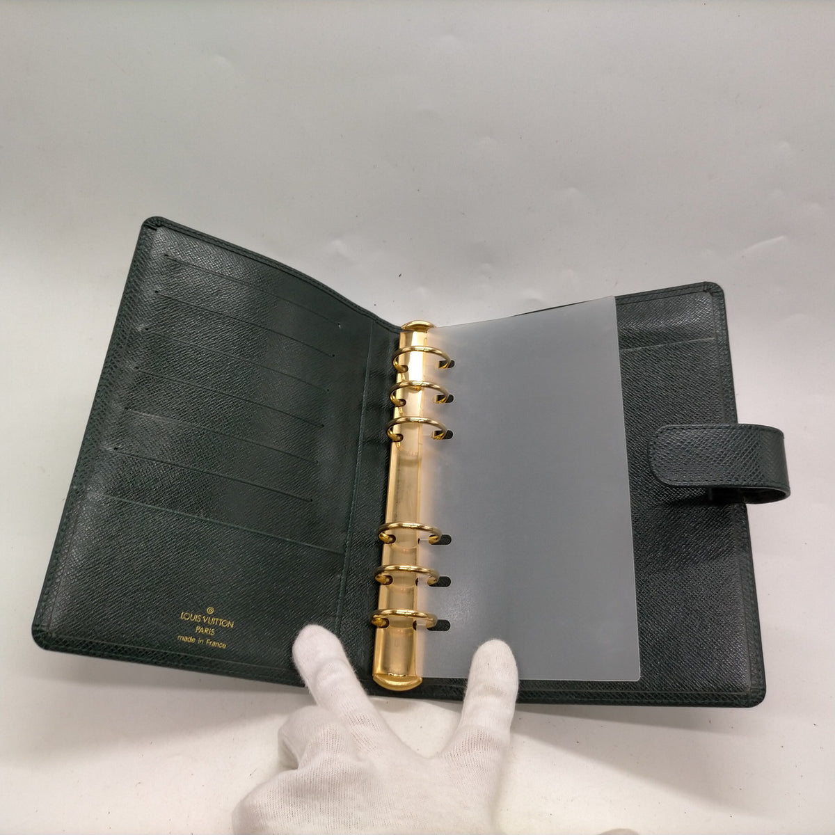Louis Vuitton Green Taiga Leather Ring Agenda Cover — original detail