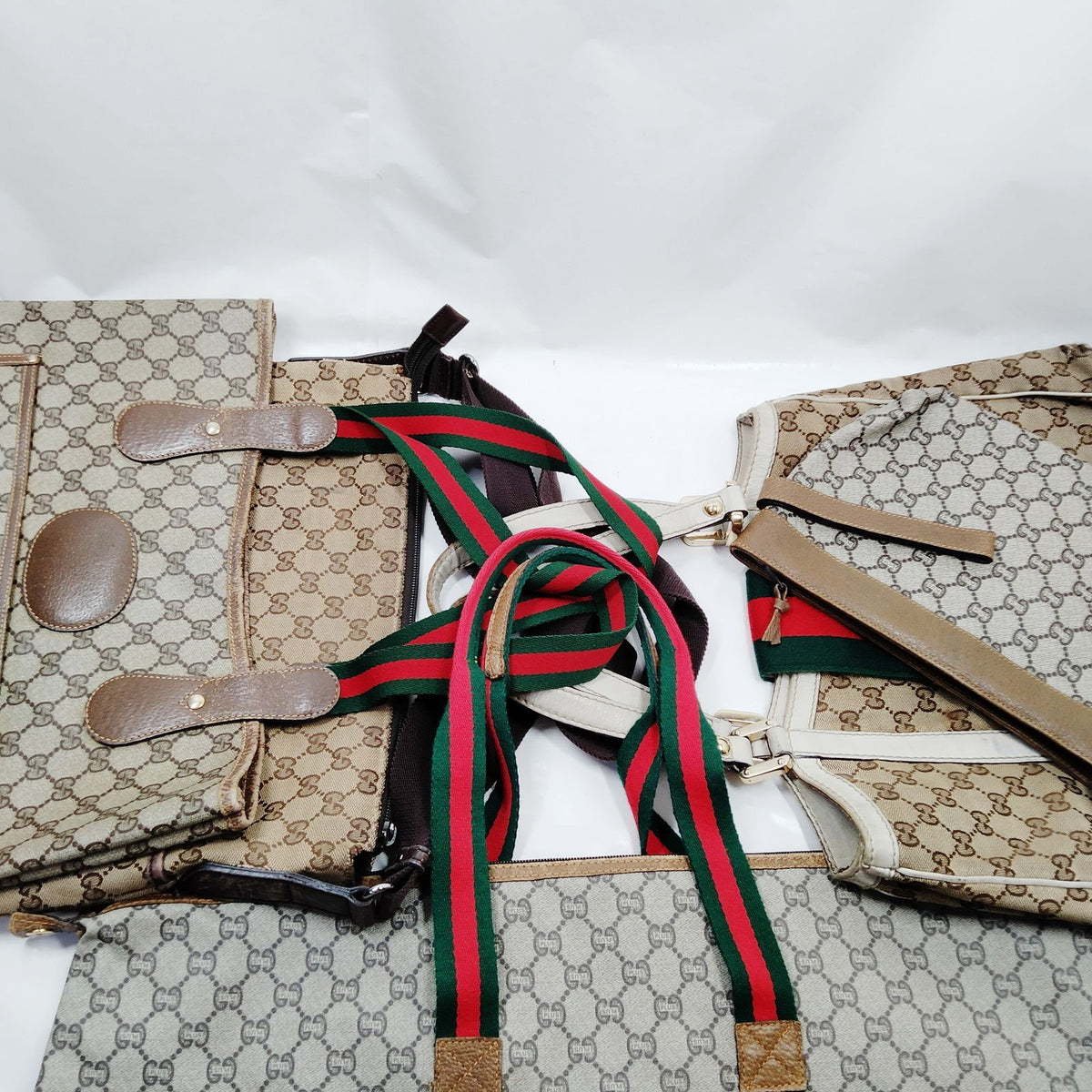 Original five-item purchase-lot photograph; this listing includes the named item only